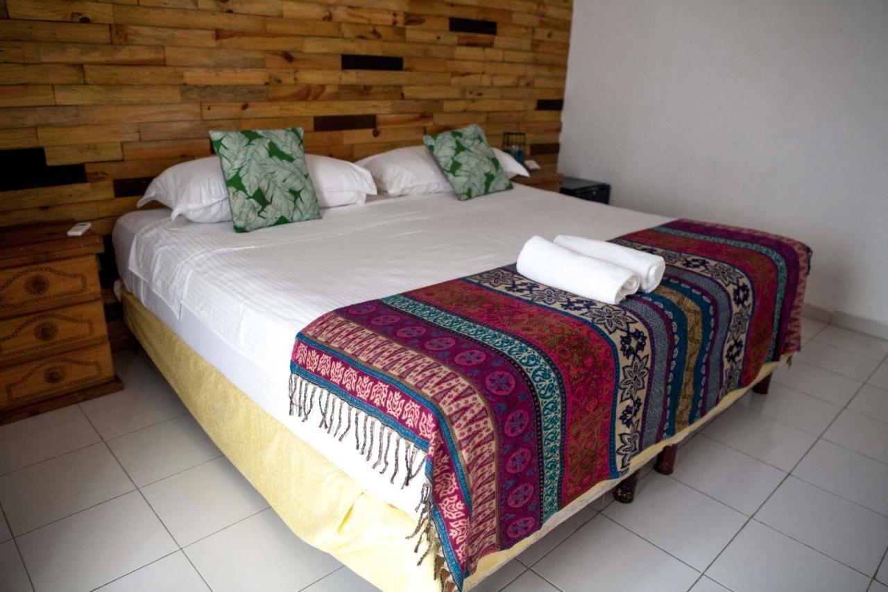 Macarena Hotel Cancun Exterior photo